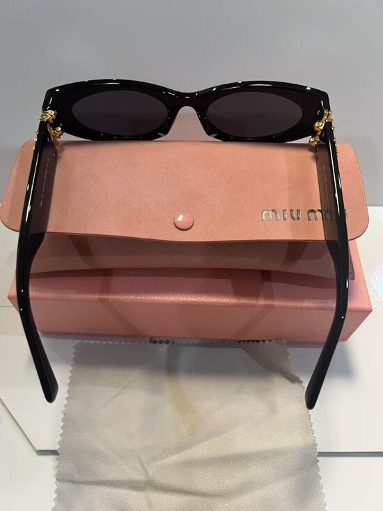 Miu Miu Sunglasses - Black - SMU 11W - Hand Made In Italy main image 4